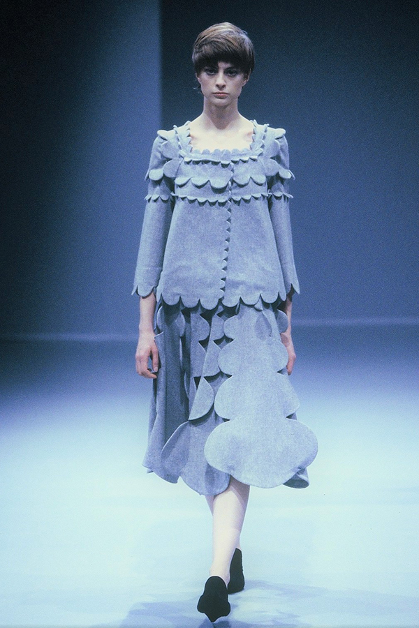 2002-2003AW YOICHI NAGASAWA PARIS COLLECTION 「METAMORPHOSIS」02