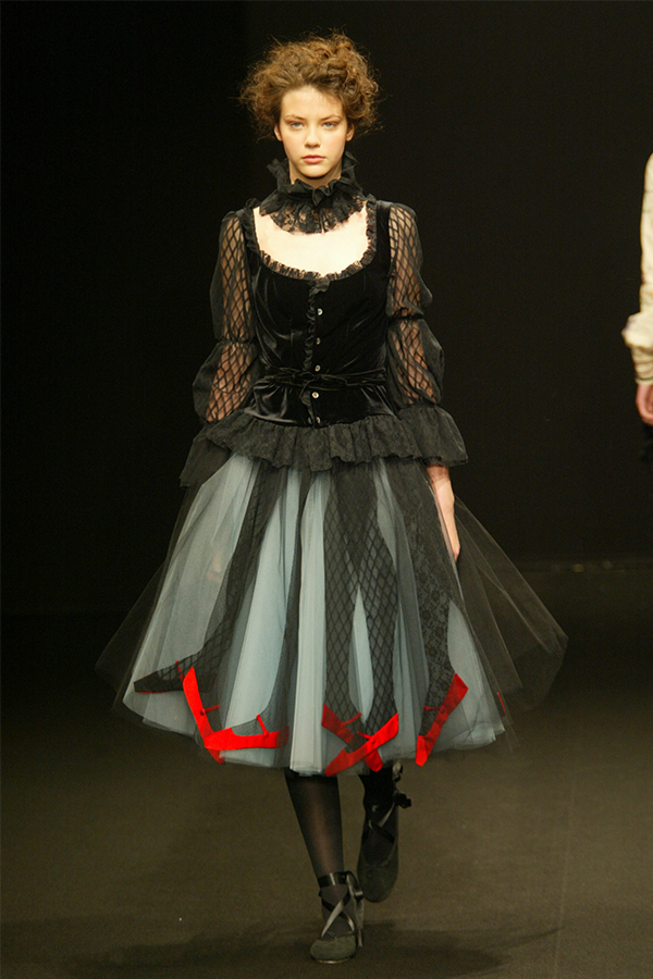 2005-2006AW YOICHI NAGASAWA PARIS COLLECTION 「ANDERSEN」02