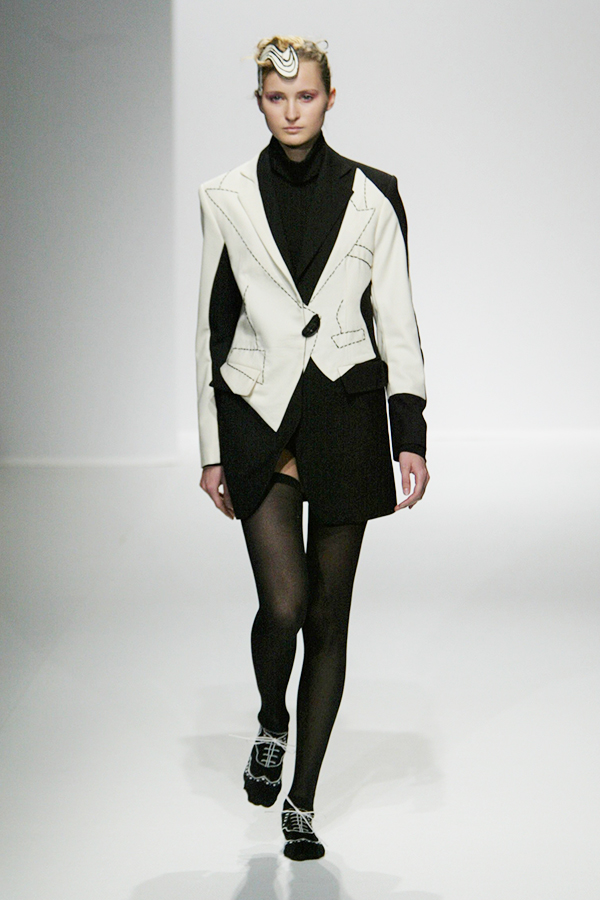 2003-2004AW YOICHI NAGASAWA PARIS COLLECTION 「歪み」01